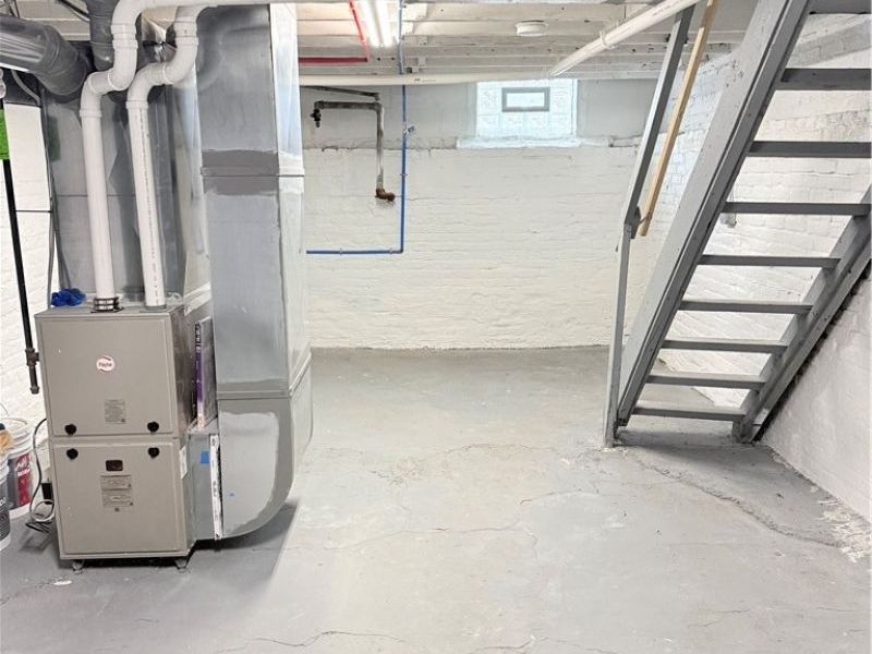 3900 W 23rd Street, Cleveland, OH 44109 Photo 25