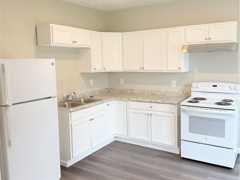 3900 W 23rd Street, Cleveland, OH 44109 Photo 4