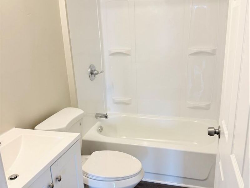 3900 W 23rd Street, Cleveland, OH 44109 Photo 9