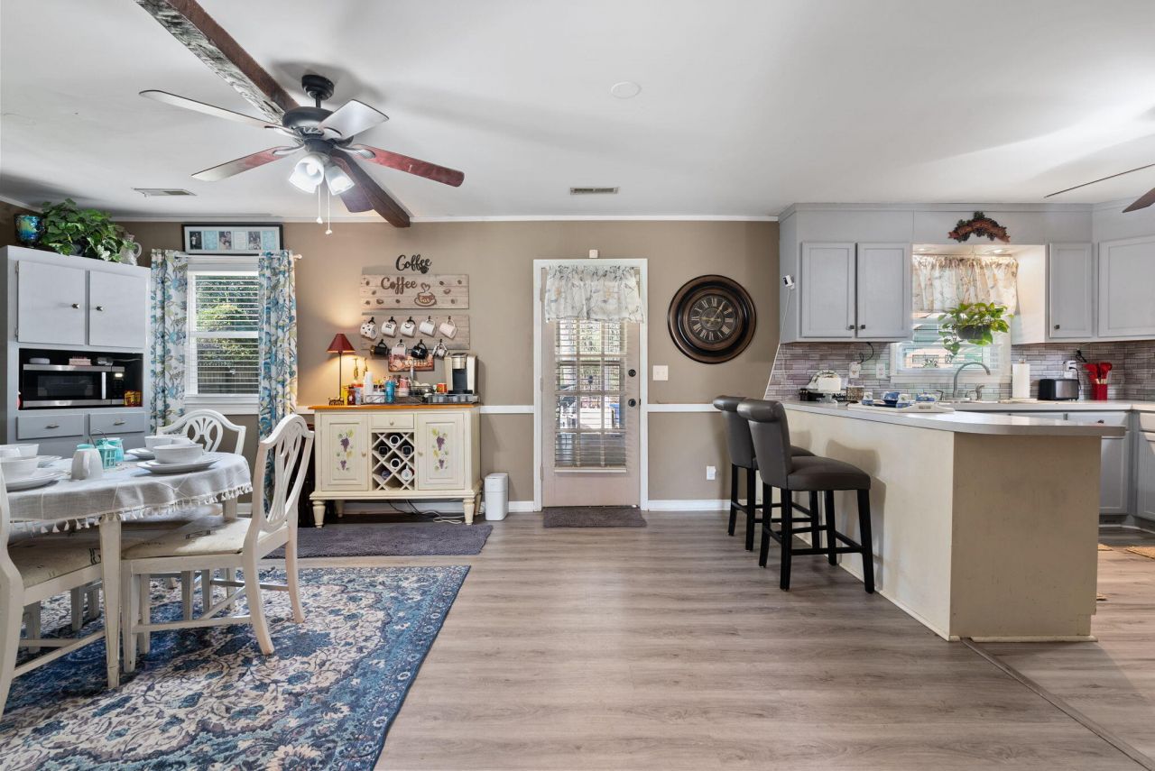 19 Rumson Road Photo 10