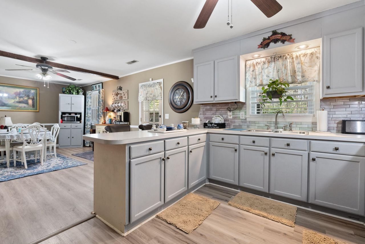 19 Rumson Road Photo 12