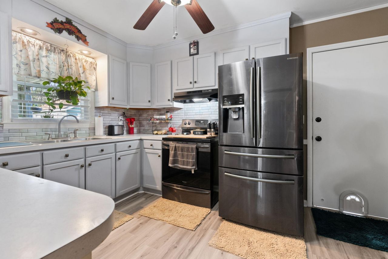 19 Rumson Road Photo 13