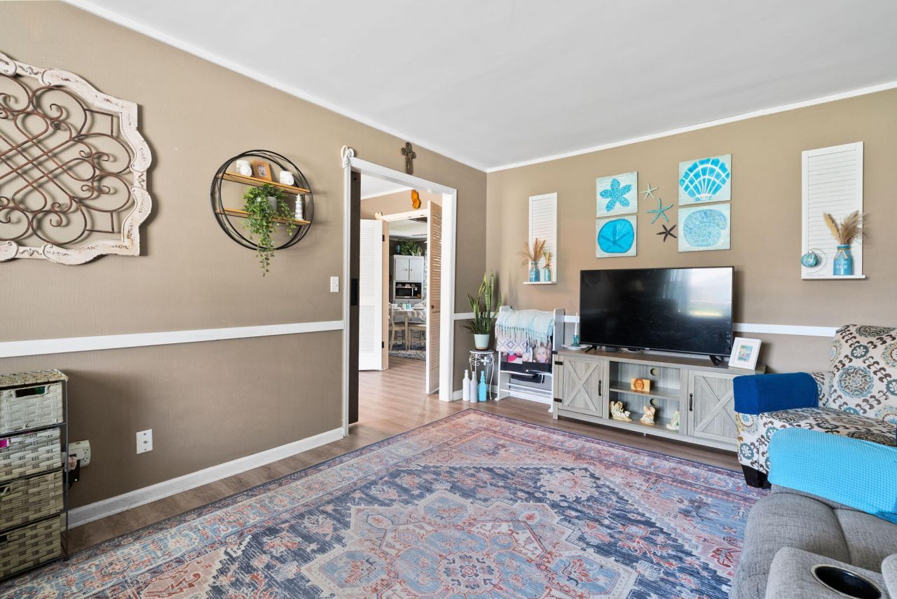 19 Rumson Road Photo 7