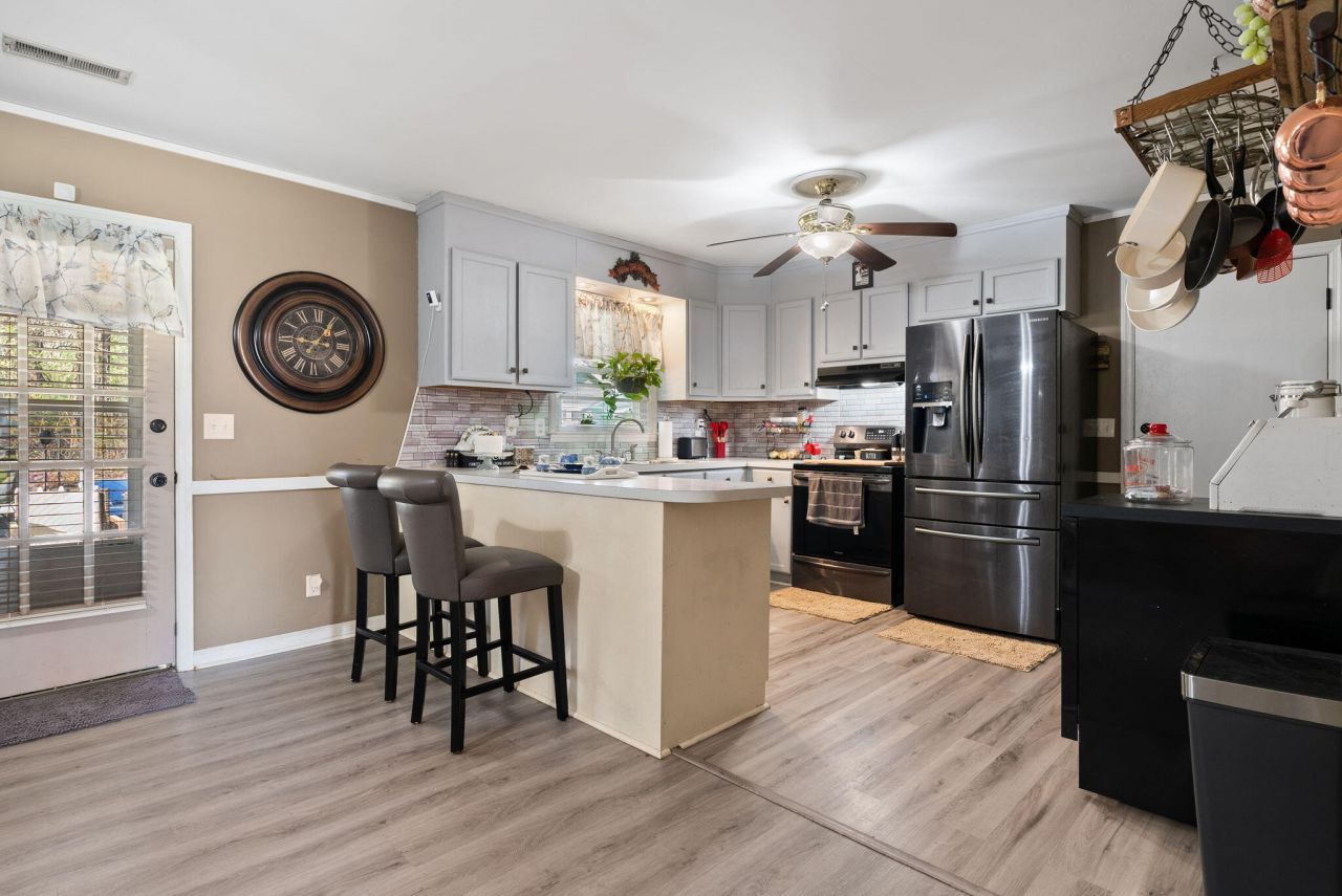 19 Rumson Road Photo 9