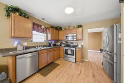 102 Skyhawk Road photo 4