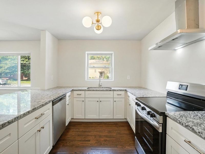 1224 Westminster Drive, Cincinnati, OH 45229 Photo 10