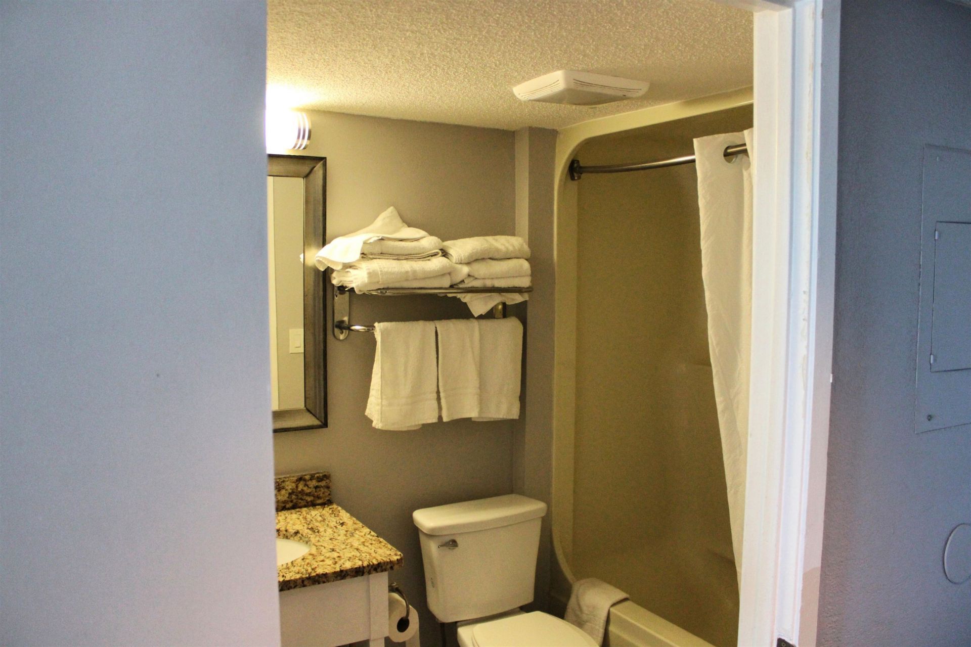 2401 South Ocean Blvd. Photo 36