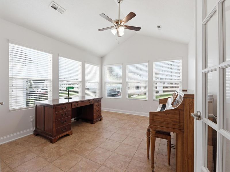 156 Sandrala Drive , Unit 26, Reynoldsburg, OH 43068 Photo 15