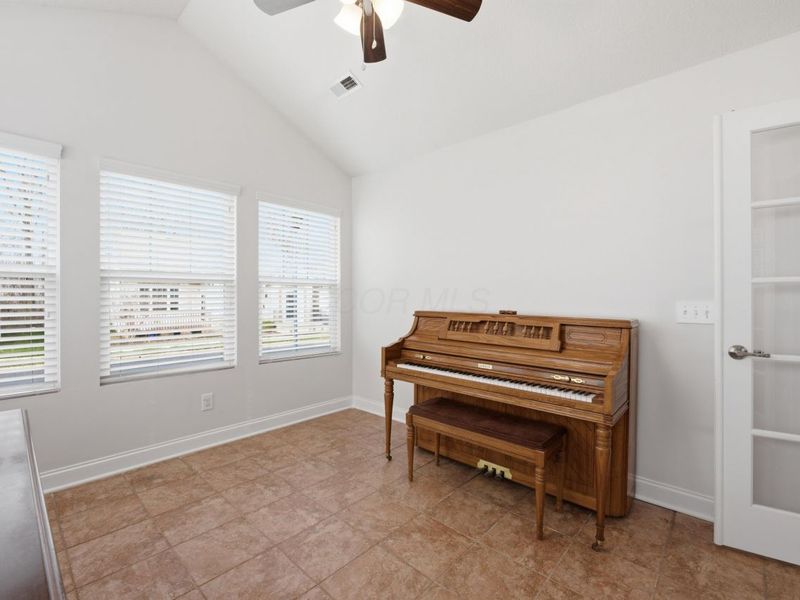 156 Sandrala Drive , Unit 26, Reynoldsburg, OH 43068 Photo 16