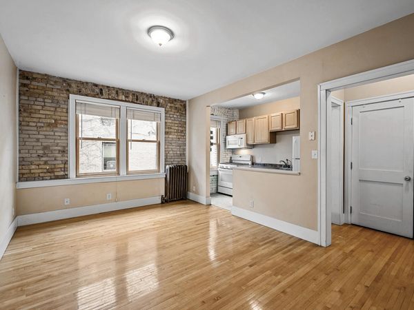 2218 Nicollet Avenue, Unit 23, Minneapolis, MN 55404