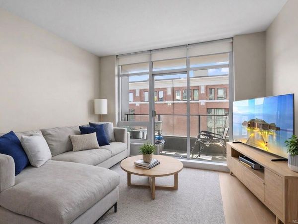 728 Yates St, Unit 610, Victoria, BC V8W 0C8