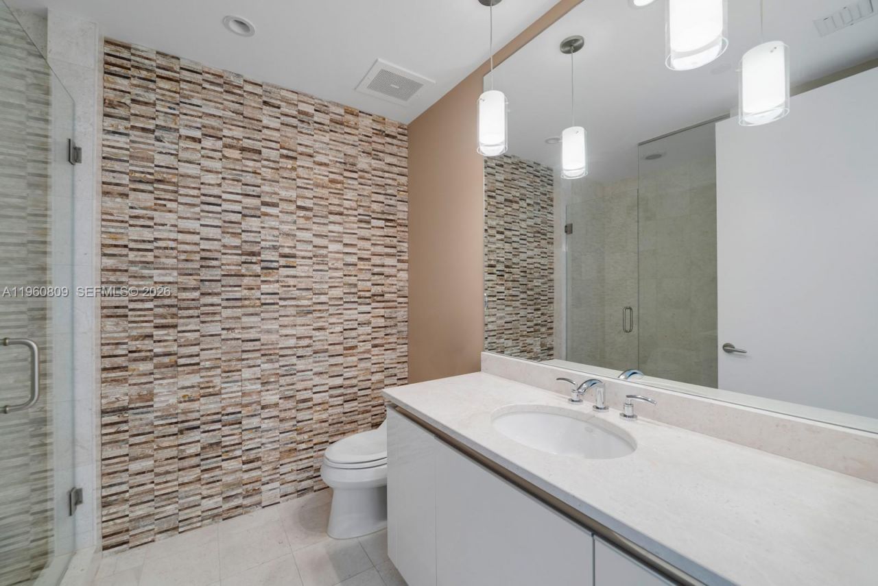 16051 Collins Ave , Unit 2503, Sunny Isles Beach, FL 33160 Photo