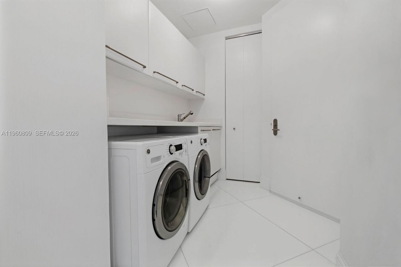 16051 Collins Ave , Unit 2503, Sunny Isles Beach, FL 33160 Photo