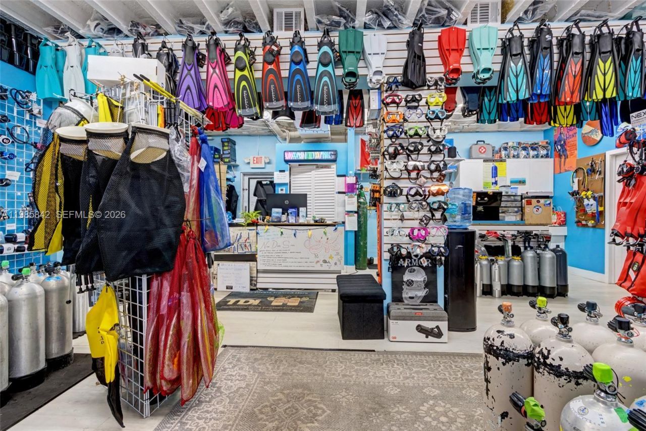 24 NE 1st Ave , Dania Beach, FL 33004 Photo