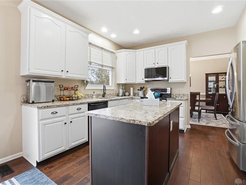 930 Indigo Creek Circle, Washington Township, OH 45458 Photo 22