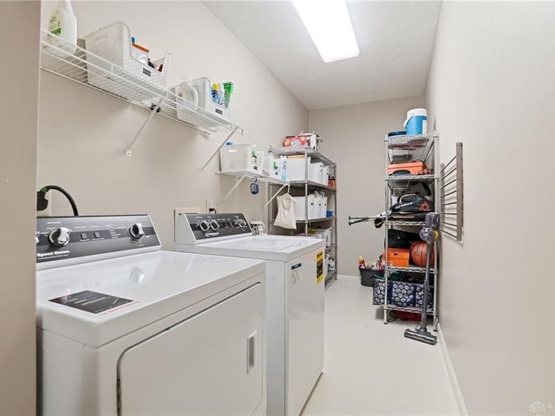 930 Indigo Creek Circle, Washington Township, OH 45458 Photo 77