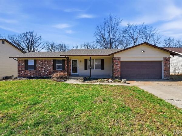 424 Morningside Drive , St Peters, MO 63376