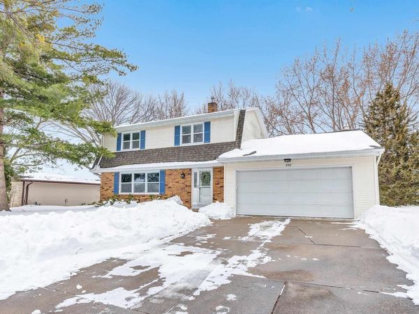550 EDELWEISS DRIVE, Green Bay, WI 54302
