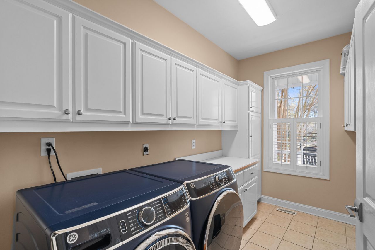 4285 Club Course Drive Photo 33