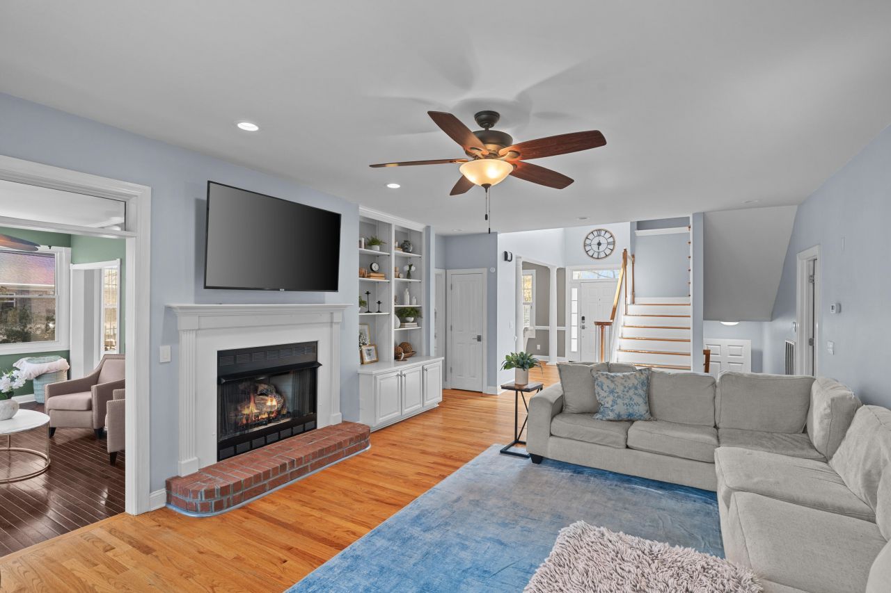 4285 Club Course Drive Photo 6