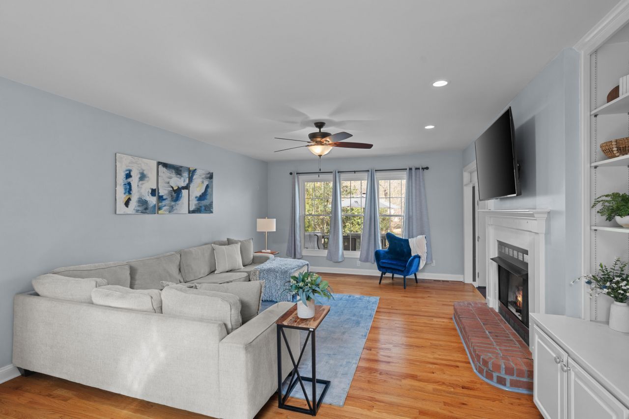 4285 Club Course Drive Photo 8