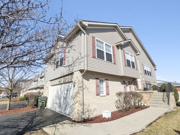 6840 Oak View Court , Oak Forest, IL 60452