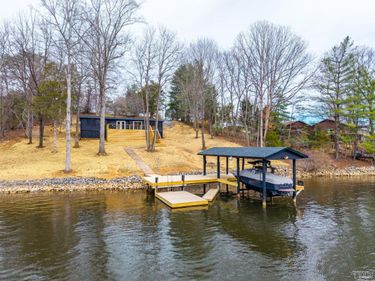 509 Pleasure Point Drive, Goodview, VA 24095