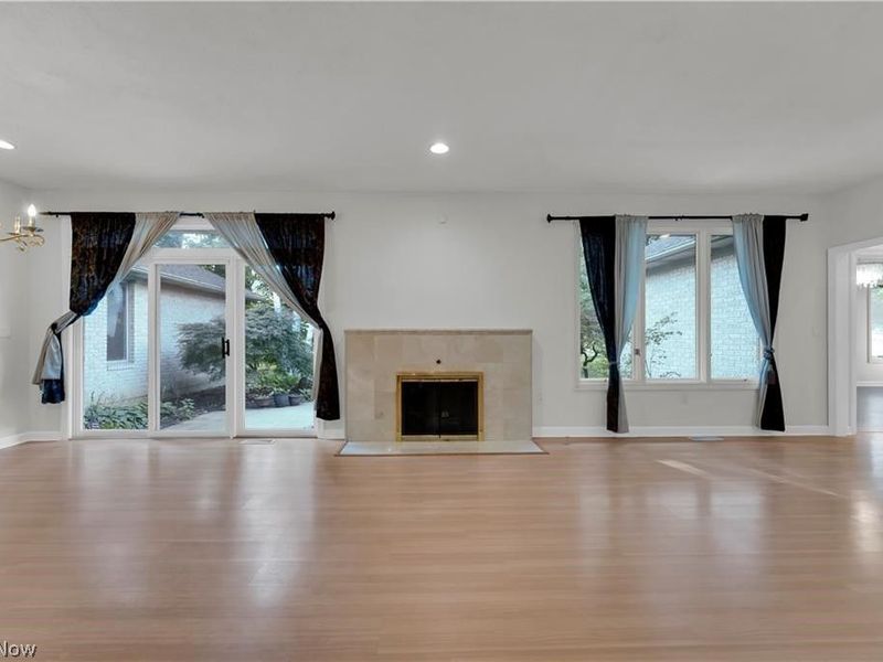 416 Castle Pines Drive, Akron, OH 44333 Photo 15