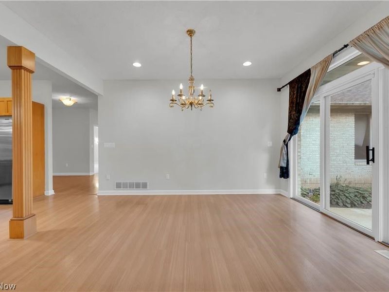 416 Castle Pines Drive, Akron, OH 44333 Photo 16