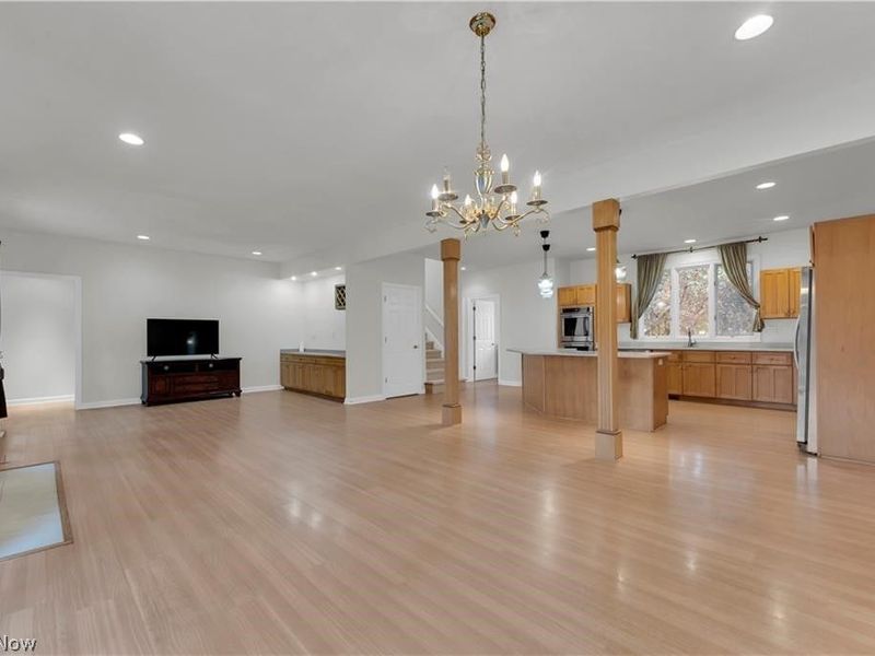 416 Castle Pines Drive, Akron, OH 44333 Photo 17