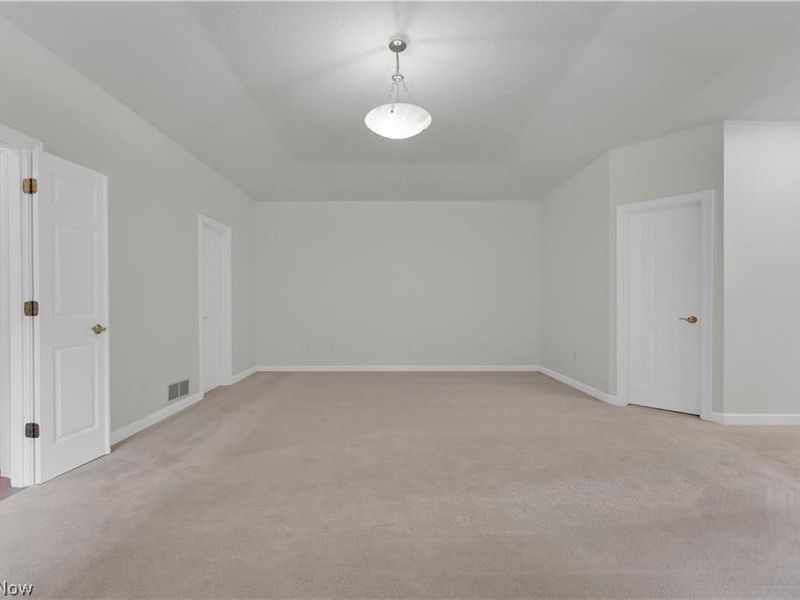 416 Castle Pines Drive, Akron, OH 44333 Photo 27