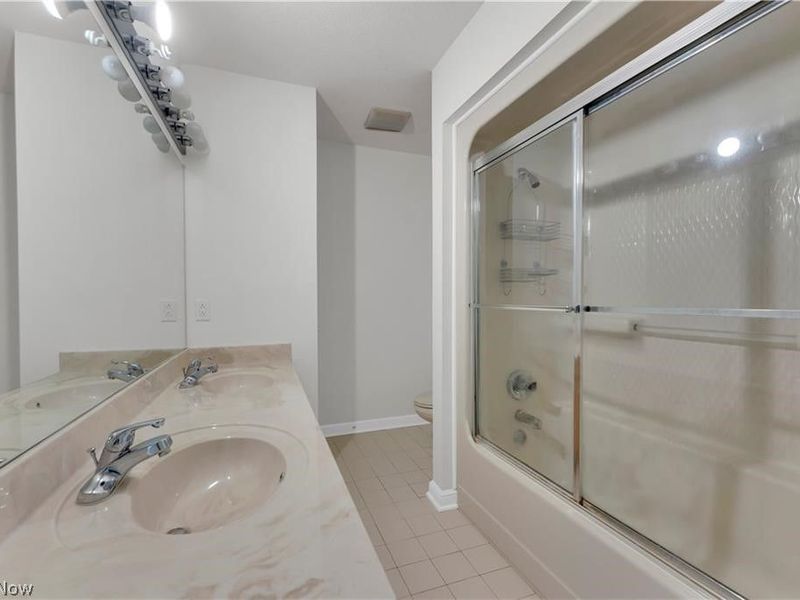 416 Castle Pines Drive, Akron, OH 44333 Photo 39