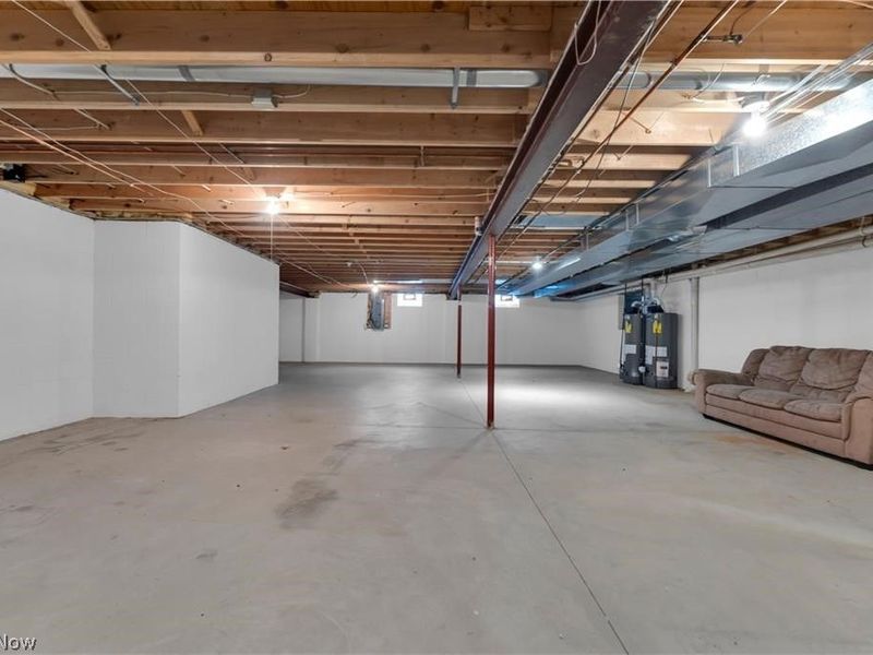 416 Castle Pines Drive, Akron, OH 44333 Photo 42