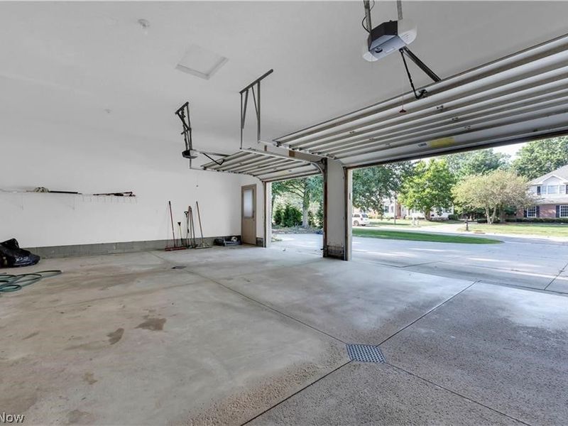 416 Castle Pines Drive, Akron, OH 44333 Photo 43