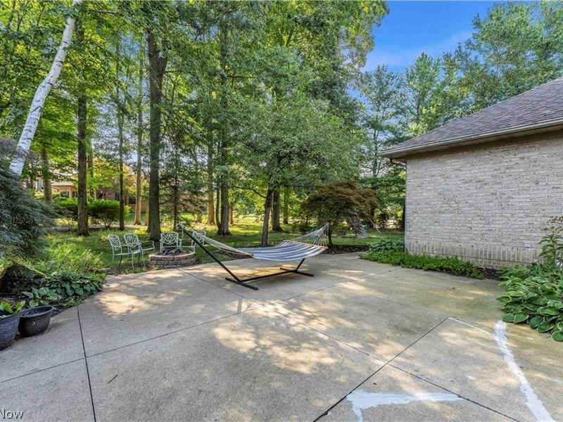 416 Castle Pines Drive, Akron, OH 44333 Photo 49