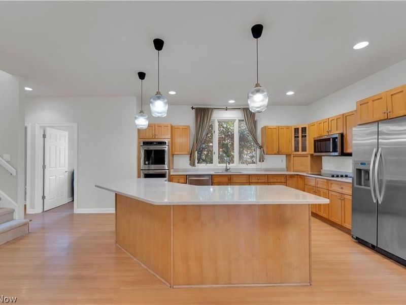 416 Castle Pines Drive, Akron, OH 44333 Photo 7