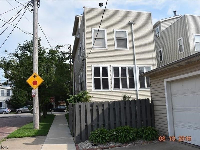 600 Literary Road, Unit Up, Cleveland, OH 44113 Photo 13