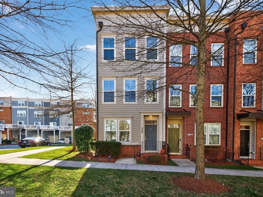 724 Hendrix Avenue , Gaithersburg, MD 20878 Main Photo