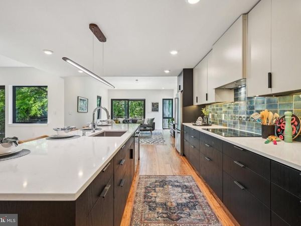 139 W MOUNT PLEASANT AVENUE, PHILADELPHIA, PA 19119