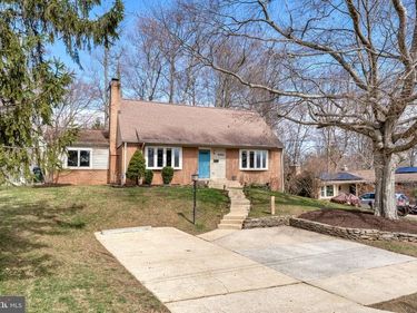 8806 CROMWELL DRIVE, SPRINGFIELD, VA 22151