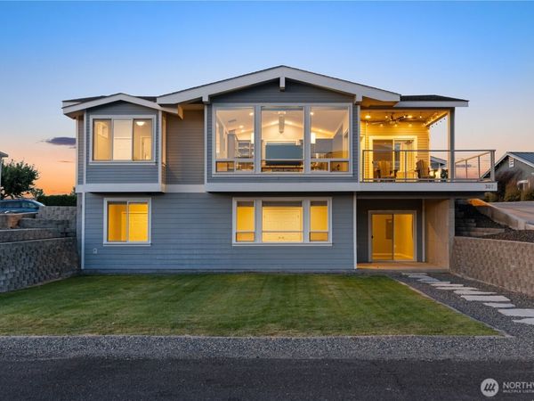 307 Arrowhead Place SW, Mattawa, WA 99349