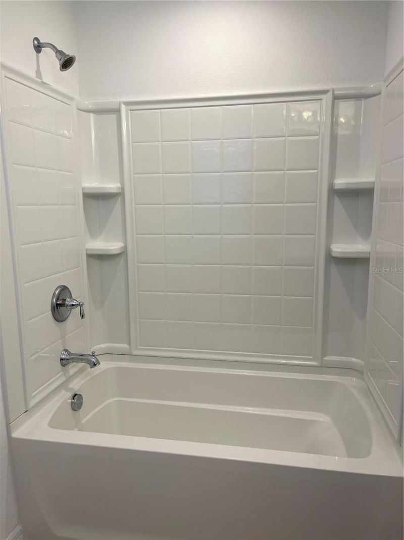 6305 Fairmont Lane, Palmetto, FL 34221 Photo