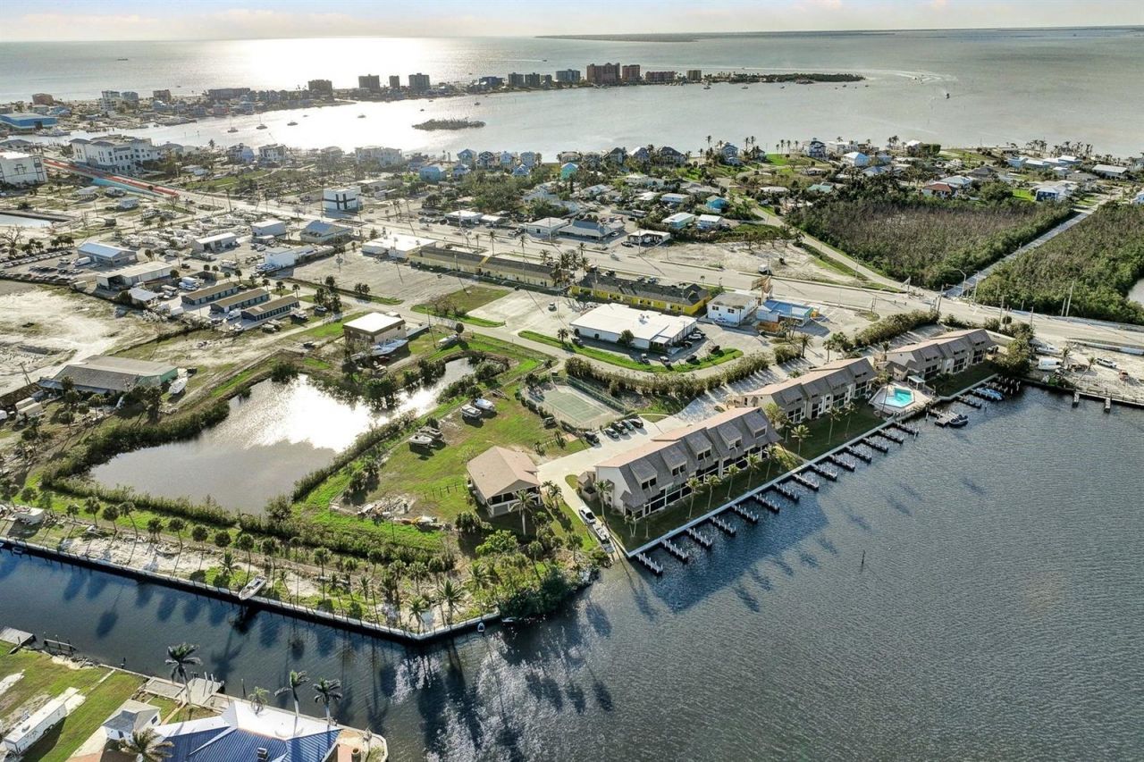 894 Buttonwood Drive , Unit 221, Fort Myers Beach, FL 33931 Photo