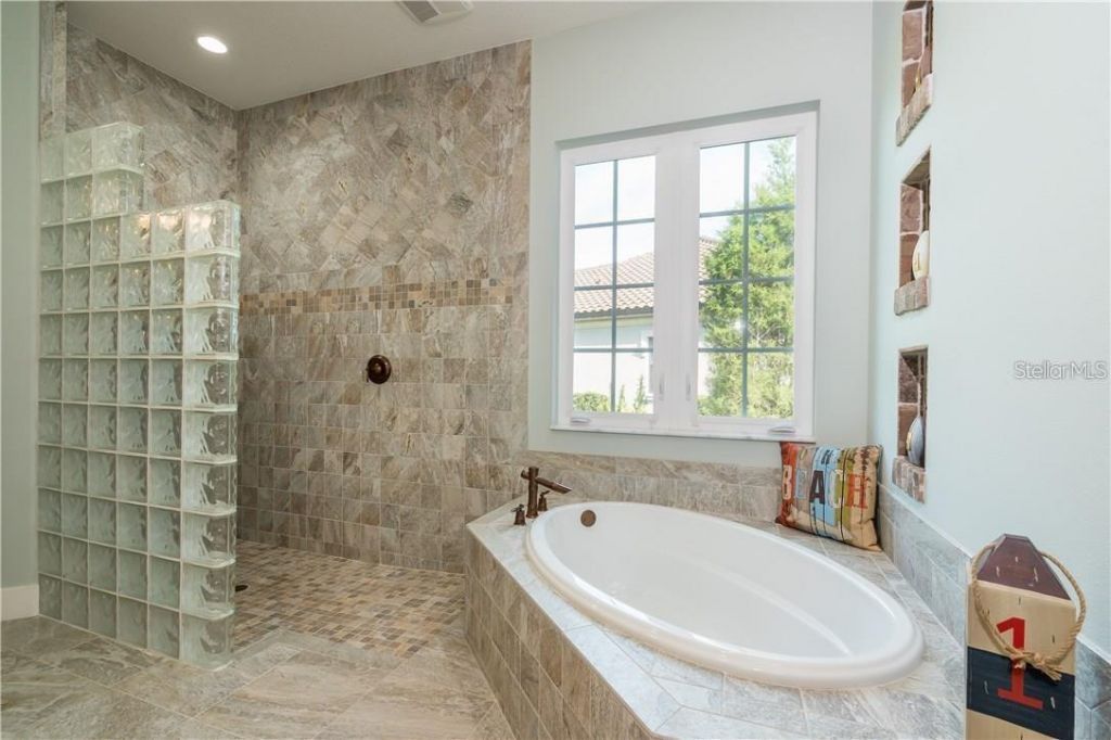 16131 Daysailor Trail, Lakewood Ranch, FL 34202 Photo