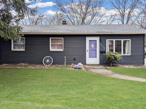 2600 Drexel Drive, Hobart, IN 46342