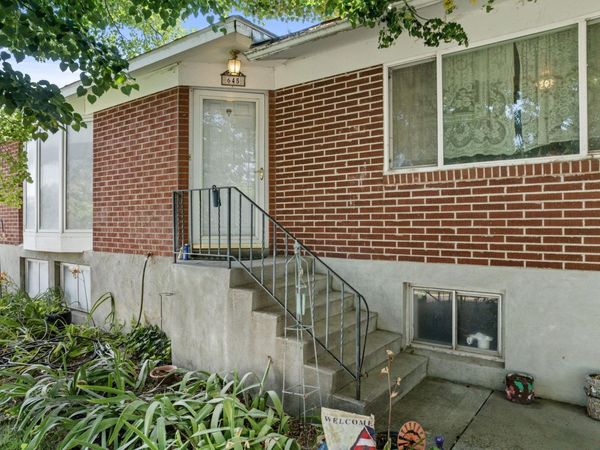 645 Bannock Ave, American Falls, ID 83211