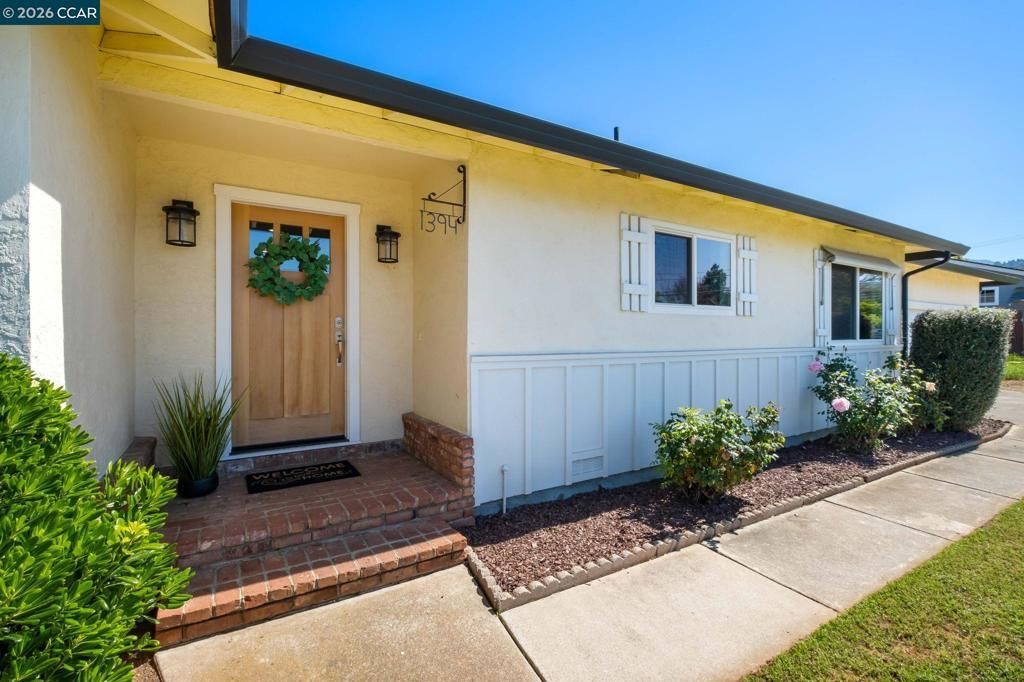 1394 El Camino Dr, Clayton, CA 94517 Main Photo