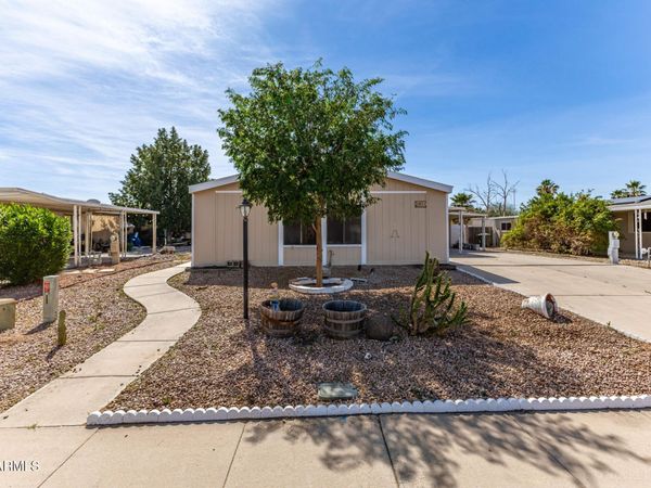 2921 E ORAIBI Drive, Phoenix, AZ 85050