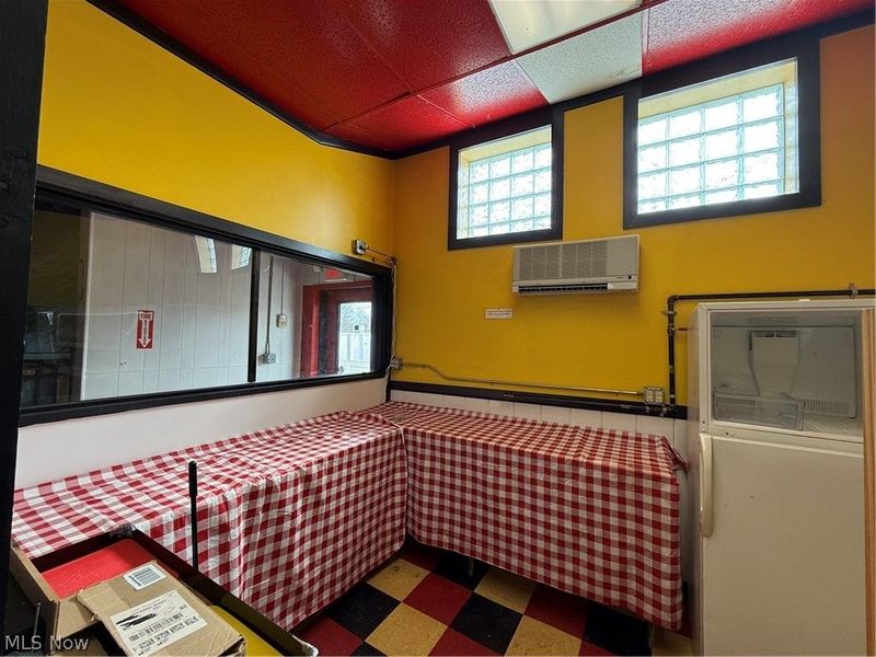 18 E Main Street , Geneva, OH 44041 Photo 13