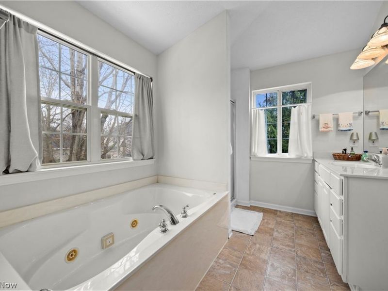 37802 Quail Hollow , Avon, OH 44011 Photo 24